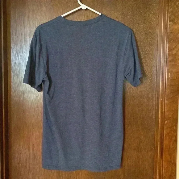 Women’s Novelty T-Shirt with “It’s Cool To Be Kind” & Rainbow. Size Medium. - Picture 2 of 4